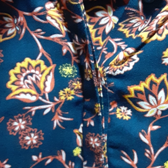 NWT Hinge floral top - Picture 4 of 7